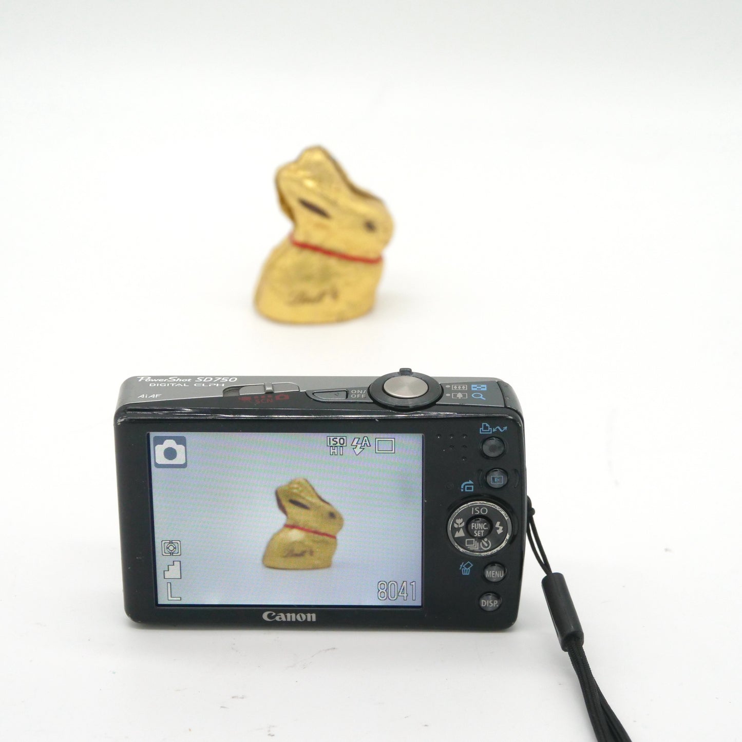 Canon PowerShot SD750 Y2K Digicam Silver