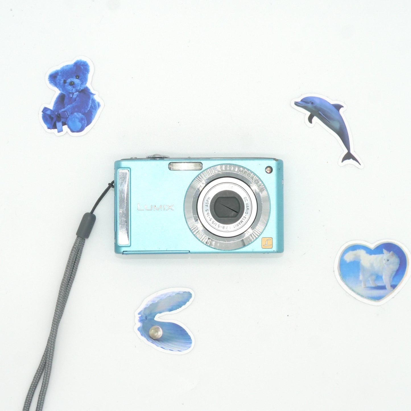 Panasonic Lumix FS3 8MP Y2K Digicam (Teal)