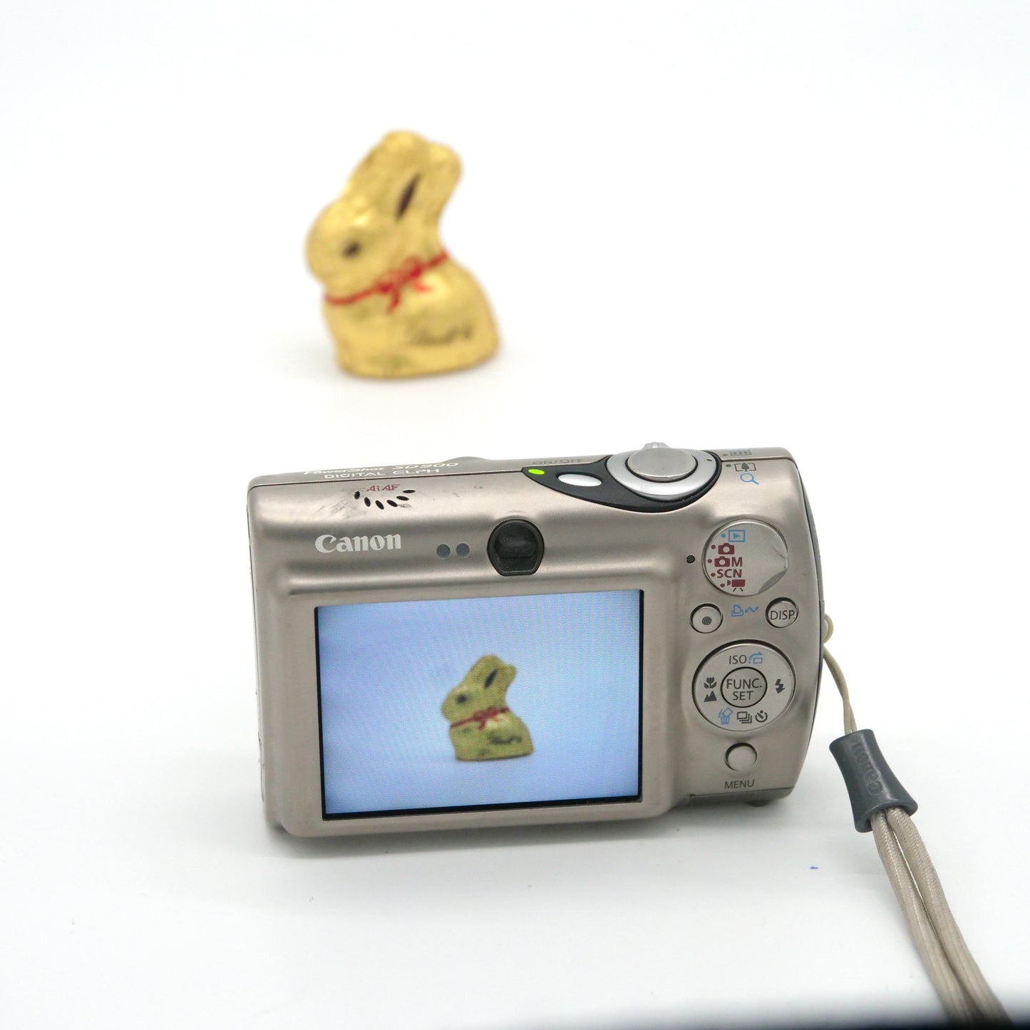 Canon PowerShot SD900