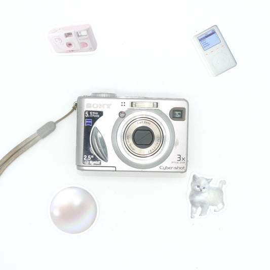 Sony Cyber-shot W5 Y2K Digicam